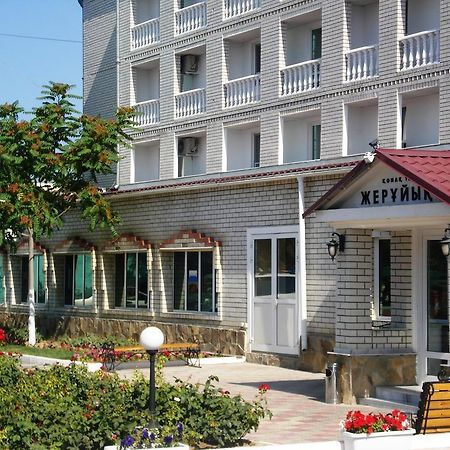 Jeruiyk Otel Aktau  Exterior photo